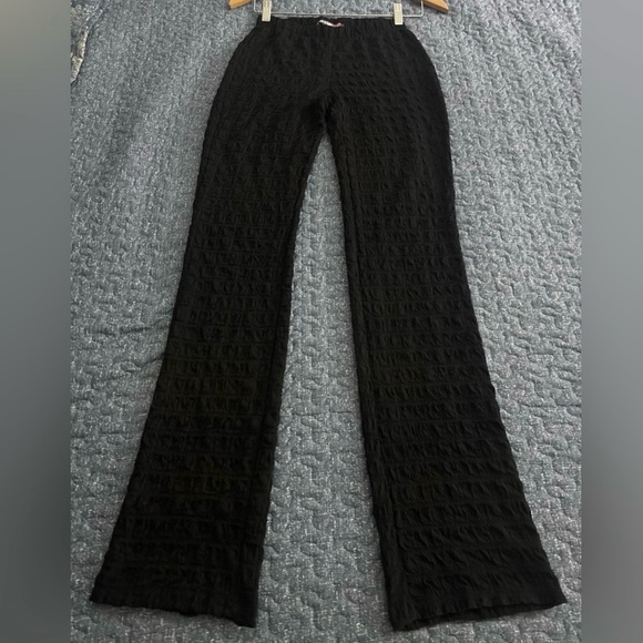 3 pairs of gently used pants/ leggings.
Urban Outfitters, Joe B and Athlete body - Picture 5 of 9